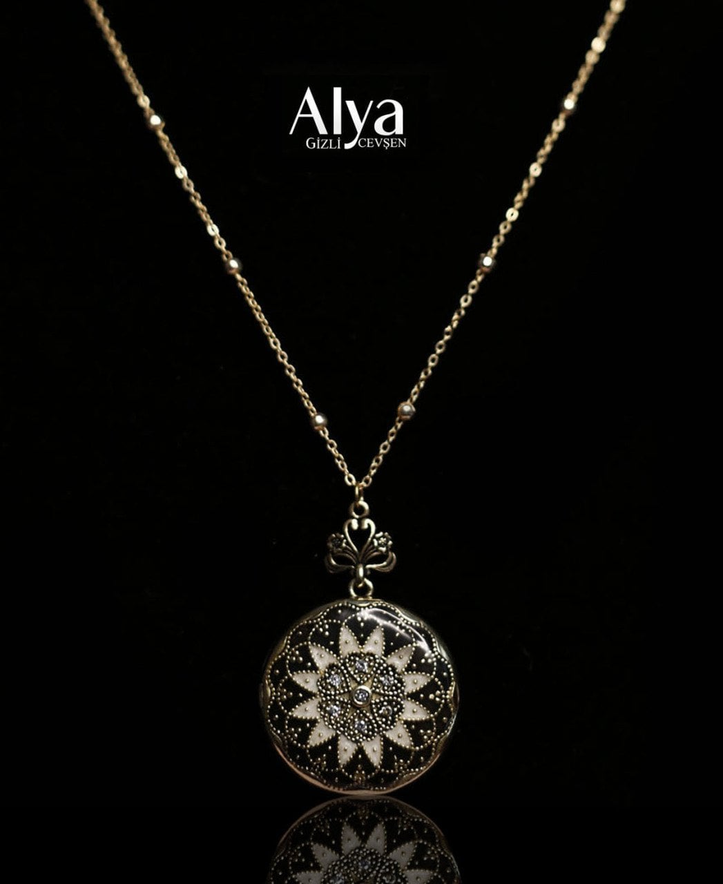 Büyük Boy Mineli Cevşen Kolye