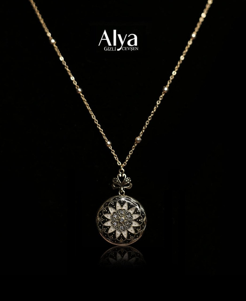 Küçük Boy Mineli Cevşen Kolye