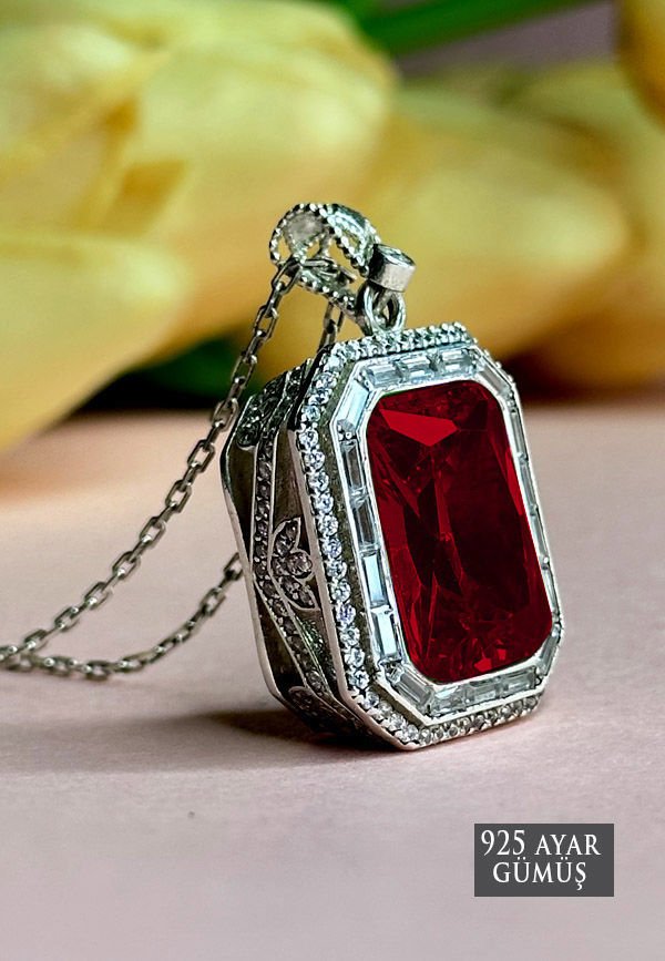 Baget Kırmızı Taşlı Cevşen